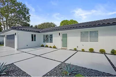 699 NE 70th St, Boca Raton, FL 33487 - Photo 57