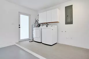 699 NE 70th St, Boca Raton, FL 33487 - Photo 43