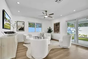 699 NE 70th St, Boca Raton, FL 33487 - Photo 27