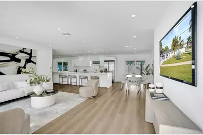 699 NE 70th St, Boca Raton, FL 33487 - Photo 9