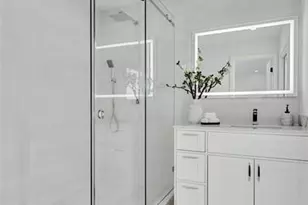 699 NE 70th St, Boca Raton, FL 33487 - Photo 35