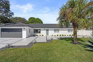 699 NE 70th St, Boca Raton, FL 33487 - Photo 3