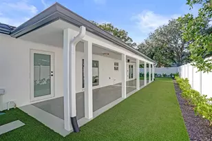 699 NE 70th St, Boca Raton, FL 33487 - Photo 47