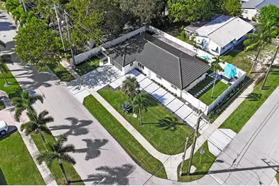 699 NE 70th St, Boca Raton, FL 33487 - Photo 5