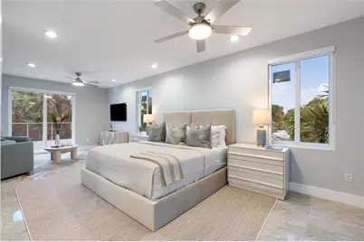 743 NE 17th Way, Fort Lauderdale, FL 33304 - Photo 11