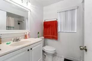 151 SW 95 Terrace, Pembroke Pines, FL 33025 - Photo 9