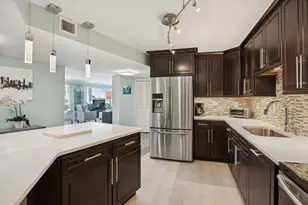 3000 Holiday Dr, Fort Lauderdale, FL 33316 - Photo 3