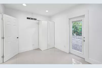 1125 SW 15th Ter, Fort Lauderdale, FL 33312 - Photo 17