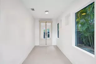 1125 SW 15th Terrace, Fort Lauderdale, FL 33312 - Photo 3