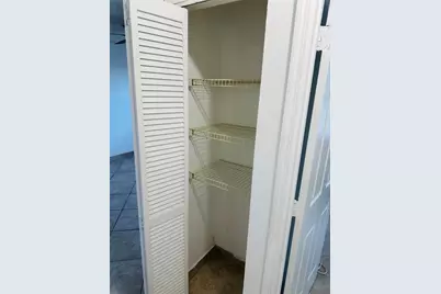 10046  Winding Lake Rd, Unit #203, Sunrise, FL 33351 - Photo 27