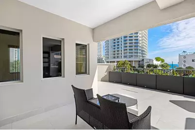 3021  Riomar St., Fort Lauderdale, FL 33304 - Photo 17