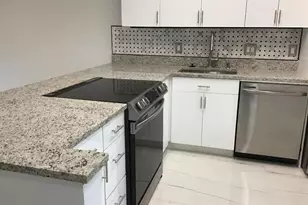 7600 NW 4th Pl, Margate, FL 33063 - Photo 5