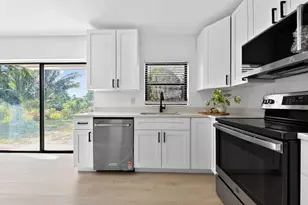 115 N 11th St, Lantana, FL 33462 - Photo 5