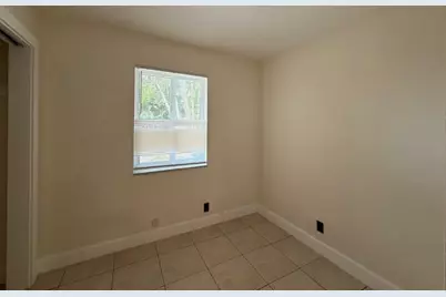 1621-1623 NE 16th Ter, Fort Lauderdale, FL 33305 - Photo 17