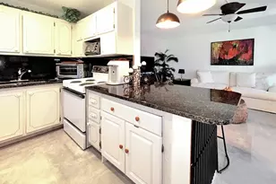 361 Tilford Q, Deerfield Beach, FL 33442 - Photo 9