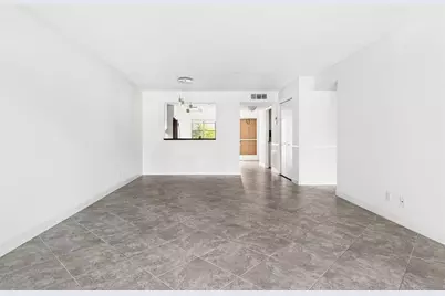 5021  Oak Hill Lane, Unit #115, Delray Beach, FL 33484 - Photo 11