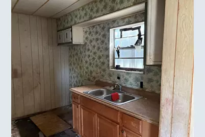 2129 NW 59th St, Miami, FL 33142 - Photo 7