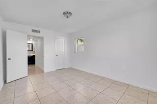 2851 E Sunrise Lakes Dr Unit, Sunrise, FL 33322 - Photo 25