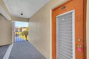 2851 E Sunrise Lakes Dr Unit, Sunrise, FL 33322 - Photo 5