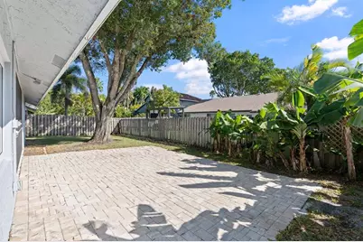 3240 NW 106th Ave, Sunrise, FL 33351 - Photo 21