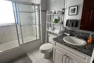 1948 NE 2nd St, Deerfield Beach, FL 33441 - Photo 19