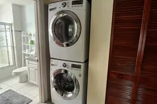 1948 NE 2nd St, Deerfield Beach, FL 33441 - Photo 17