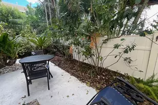 1948 NE 2nd St, Deerfield Beach, FL 33441 - Photo 29