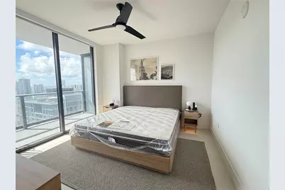 159 NE 6th St, Unit #3914, Miami, FL 33132 - Photo 3