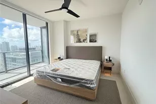 159 NE 6th St, Miami, FL 33132 - Photo 3