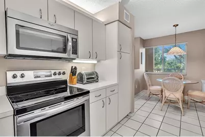 7512 N Devon Dr, Unit #210, Tamarac, FL 33321 - Photo 7