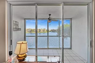 7512 N Devon Dr, Tamarac, FL 33321 - Photo 31