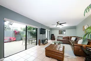 1700 Embassy Dr Unit, West Palm Beach, FL 33401 - Photo 3
