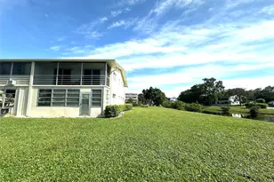 368 Oakridge T, Deerfield Beach, FL 33442 - Photo 23