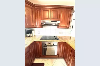 368  Oakridge T, Unit #368, Deerfield Beach, FL 33442 - Photo 11