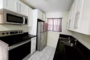 4121 Stirling Rd, Dania Beach, FL 33314 - Photo 5