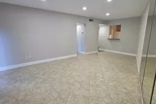 4121 Stirling Rd, Davie, FL 33314 - Photo 9