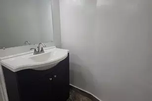 4121 Stirling Rd, Davie, FL 33314 - Photo 21