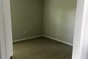 4021 SW 35th St SW, Lehigh Acres, FL 33976 - Photo 9