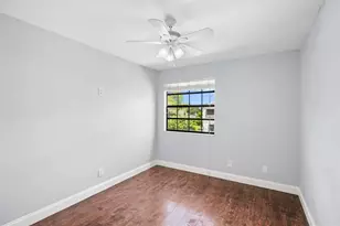 510 NW 103rd Terrace, Pembroke Pines, FL 33026 - Photo 19