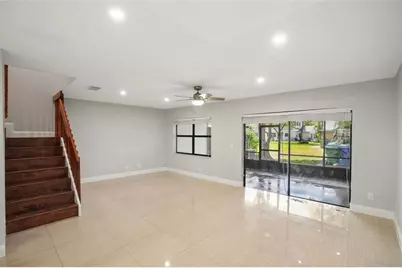 510 NW 103rd Ter, Unit #510, Pembroke Pines, FL 33026 - Photo 7