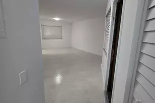 8657 SW 5th St, Pembroke Pines, FL 33025 - Photo 11