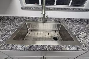 8657 SW 5th St, Pembroke Pines, FL 33025 - Photo 5