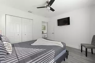 413-415 SE 23rd St, Fort Lauderdale, FL 33316 - Photo 11