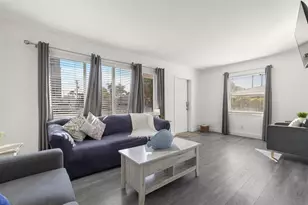 413-415 SE 23rd St, Fort Lauderdale, FL 33316 - Photo 5