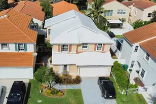 11058 NW 46th Dr, Coral Springs, FL 33076 - Photo 3