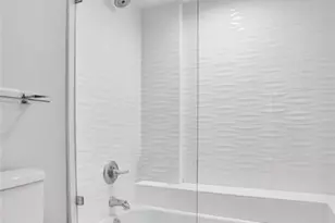 1150 Hillsboro Mile, Hillsboro Beach, FL 33062 - Photo 23