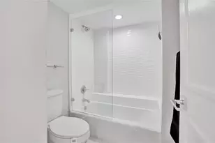 1150 Hillsboro Mile, Hillsboro Beach, FL 33062 - Photo 21