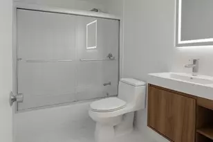 400 Kings Point Dr Unit, Sunny Isles Beach, FL 33160 - Photo 3