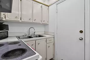 418 S Cypress Rd, Pompano Beach, FL 33060 - Photo 11