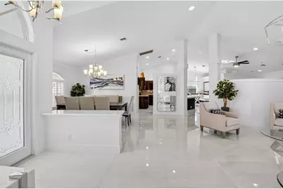 6707  Blue Bay Cir, Lake Worth, FL 33467 - Photo 7